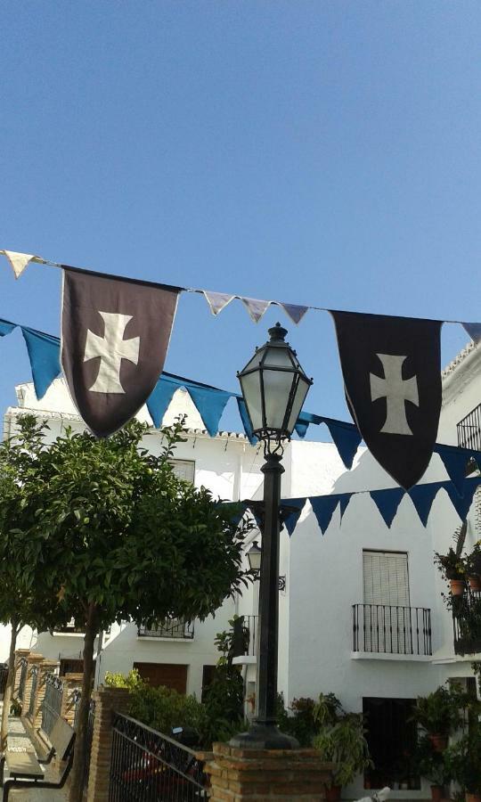 Villa Casa Ana, Fantásticas vistas al pueblo, el mar y la montaña Frigiliana Exterior foto