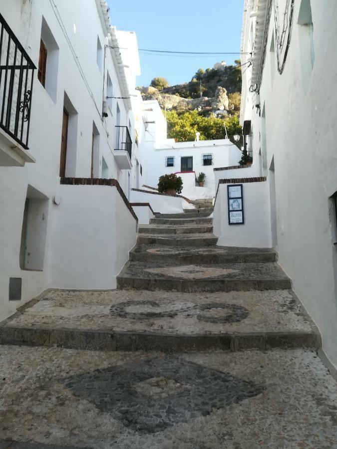 Villa Casa Ana, Fantásticas vistas al pueblo, el mar y la montaña Frigiliana Exterior foto